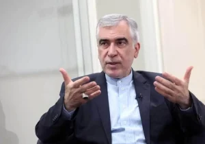 گفت‌وگو با واشنگتن یک «بازی پرخطر» است؛ دلار هم ممکن است بی‌ارزش شود