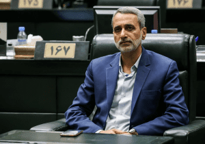عباس مقتدایی: آمریکا مثل گوشت قربانی در دسترس ماست