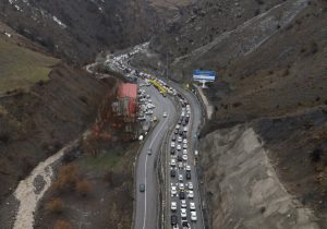 محدودیت‌های ترافیکی در محورهای پرتردد؛ جاده چالوس از ساعت ۱۱ یک‌طرفه شد