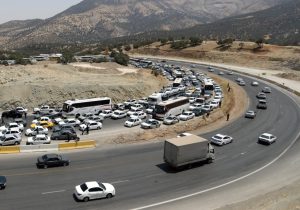 تداوم ترافیک نیمه سنگین در جاده‌های استان همدان