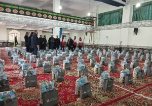 توزیع ۸۰۰ بسته معیشتی میان مددجویان خداآفرین