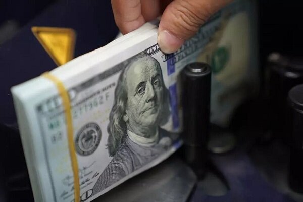 کاهش چشمگیر قیمت دلار با وجود جنگ