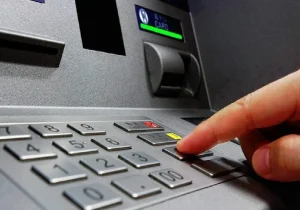 افزایش سقف برداشت از دستگاه‌های خودپرداز به ۵۰۰ هزار
