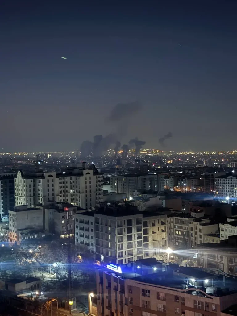 روز هفتم حمله آمریکا و اسرائیل به ایران/ انفجار در ارومیه، تبریز، رشت، اصفهان و قم/ صدای چند انفجار در شرق و غرب تهران/ صدای ممتد جنگنده در آسمان پایتخت