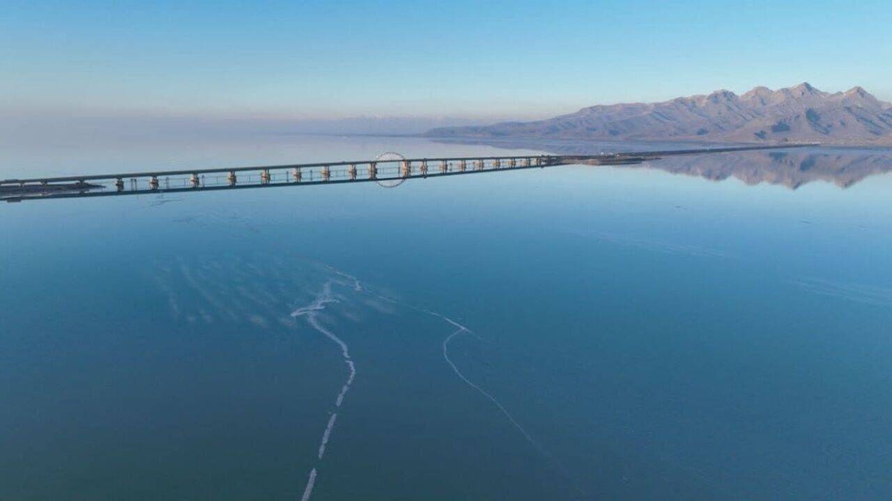 جانِ دوباره بر کالبد نگین فیروزه‌ای آذربایجان؛ تراز دریاچه ارومیه ۷۸ سانتی‌متر افزایش یافت