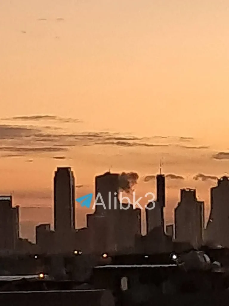هفتمین روز دفاع از ایران در برابر حمله آمریکا و اسرائیل/ صدای انفجار در بحرین و قطر/ حمله به برج بلند بندر مالی بحرین در منامه که محل سفارت اسرائیل است
