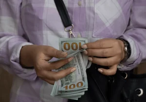 قیمت دلار توافقی چهارشنبه 5 فروردین 1405