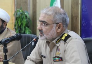 امیر دریادار فتاحی: واشنگتن اگر جرات دارد به سواحل جاسک و تنگه هرمز نزدیک شود