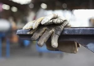 افزایش ۶۰ درصدی حداقل دستمزد کارگران