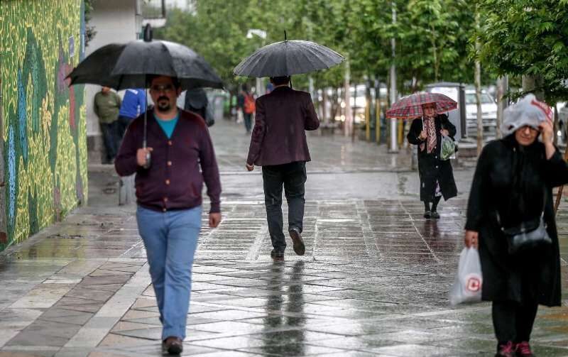 رگبار باران و رعد و برق در ۲۳ استان؛ پیش‌بینی بارش برف ارتفاعات