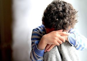 فریاد خاموش کودکان در کوران جنگ تحمیلی؛ ترکش‌ پنهان بر روح‌های کوچک