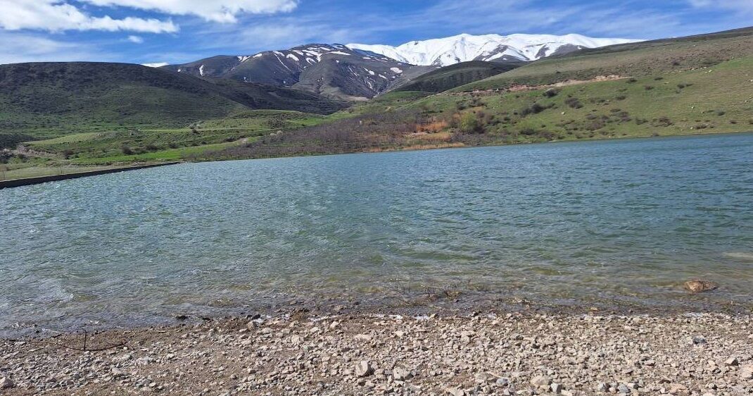 سرریز شدن سد خاکی جلدیان پیرانشهر برای نخستین بار