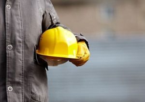 تأخیر در ابلاغ بخشنامه افزایش حداقل مزد کارگران