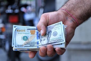 قیمت دلار توافقی دوشنبه ۷ اردیبهشت ۱۴۰۵