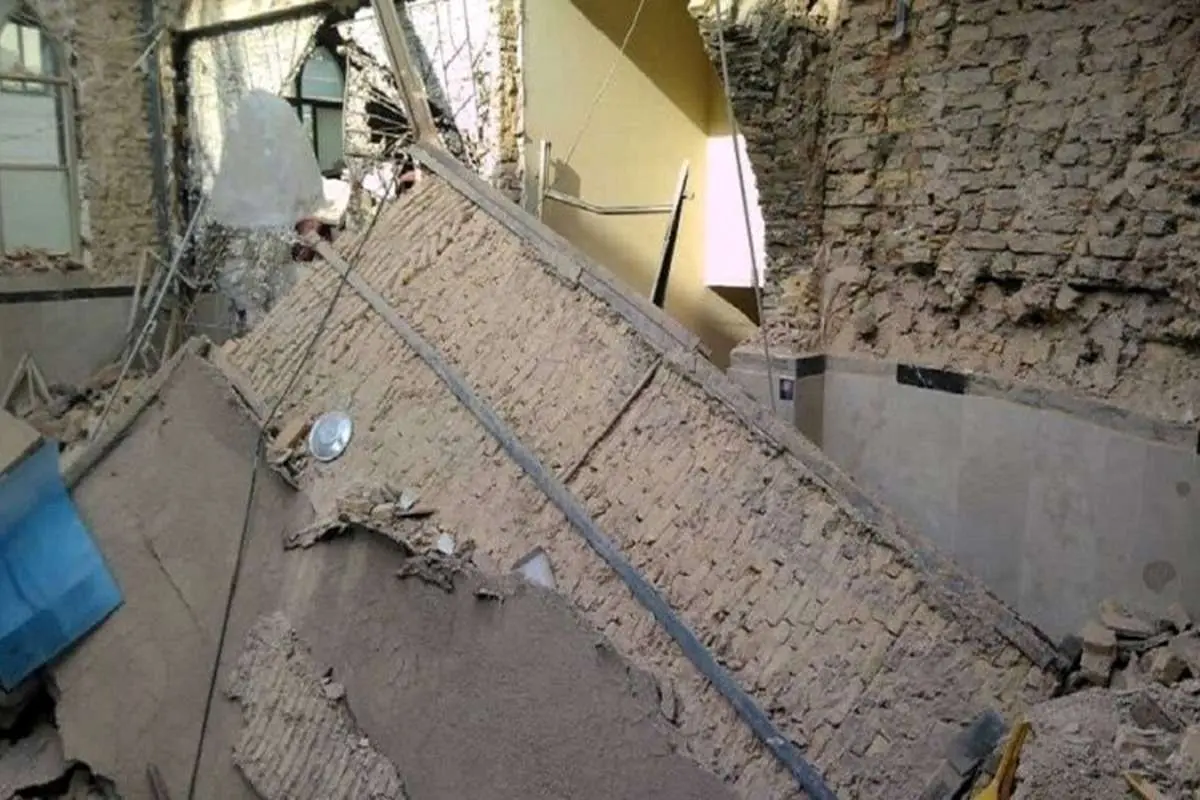 یک فوتی و ۲ مصدوم درپی ریزش سقف ساختمان در بوکان