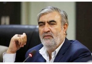 ابراهیم عزیزی: عراقچی در سفر به پاکستان هیچ مأموریتی در حوزه هسته‌ای ندارد