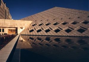 طرح تثبیت حقوق حاکمیتی ایران در هرمز؛ از بررسی کارشناسی در مجلس تا واکنش بازار جهانی انرژی