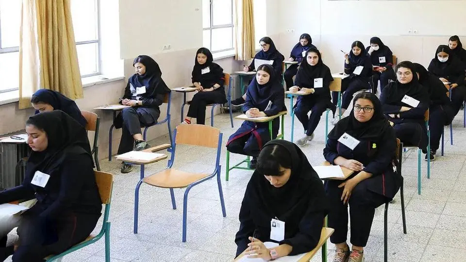 زمان امتحانات نهایی تغییر می‌کند