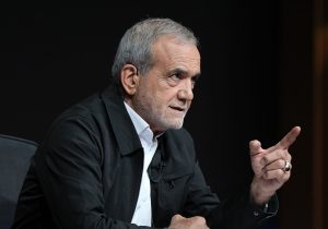 پزشکیان: دیپلماسی باز است، اما بی‌اعتمادی اجتناب‌ناپذیر