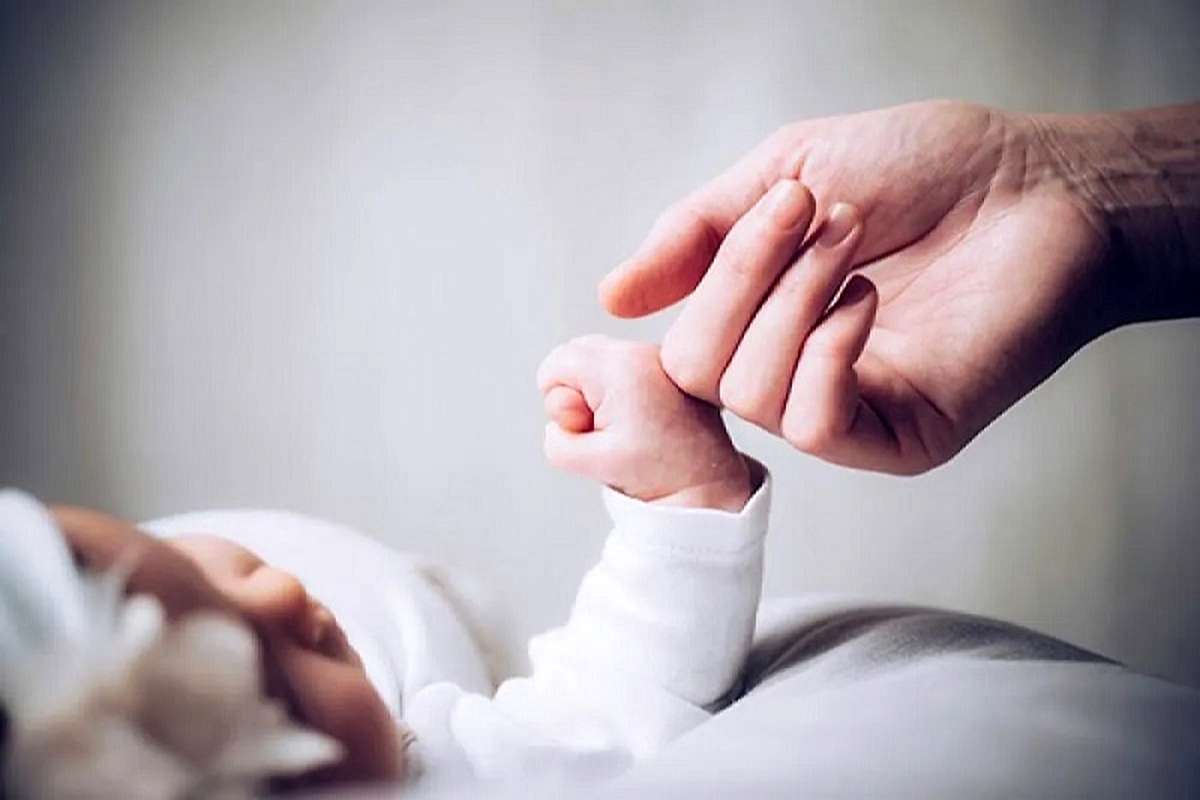 «کارت امید مادر» برای متولدین فروردین تا ۱۵ اردیبهشت شارژ می‌شود