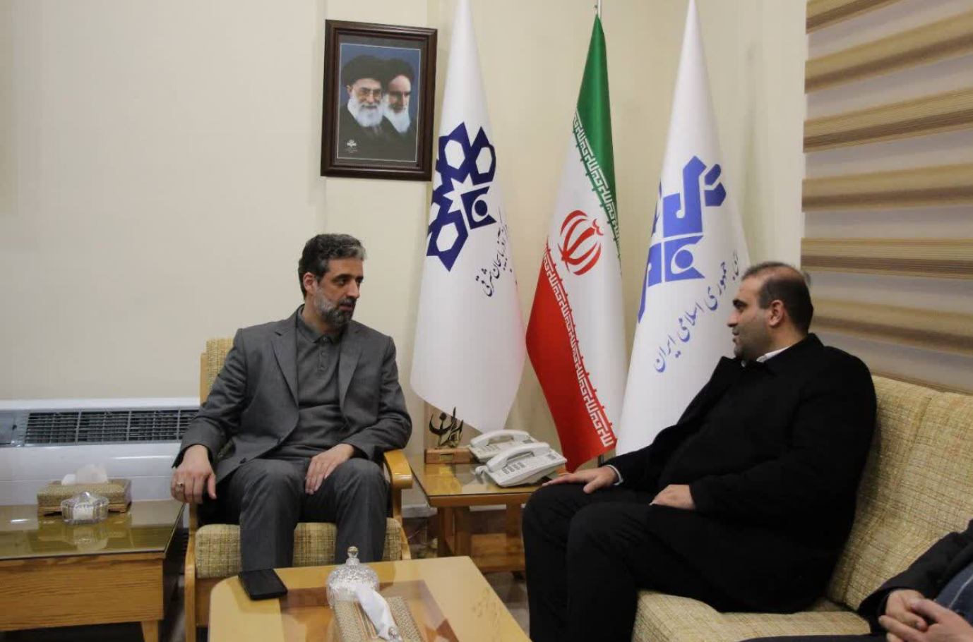 دیدار مدیرعامل منطقه آزاد ارس با مدیرکل صداوسیمای آذربایجان شرقی