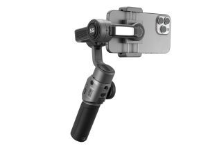 کنترل حرفه‌ای‌تر با گیمبال تازه DJI؛ ریموت مجزا و باتری بادوام