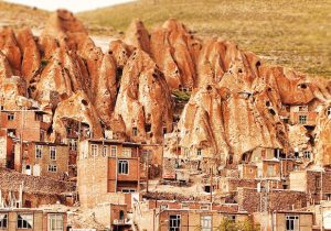 ضرورت رعایت حداکثری ضوابط حفاظتی روستای جهانی کندوان