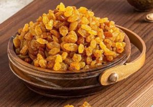 بناب؛ رتبه دوم تولید انگور در استان و قطب تولید کشمش با ۳۵ هزار تن