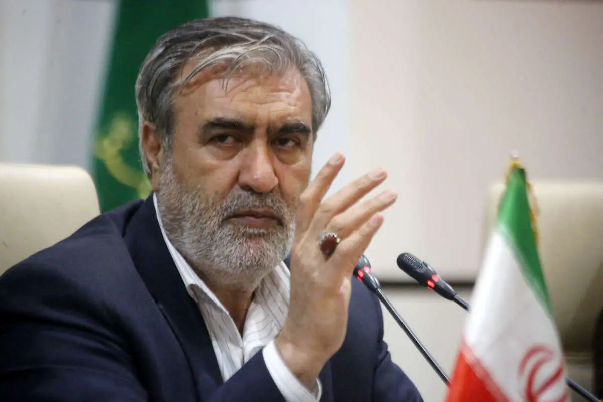 عزیزی: دخالت آمریکا در نظام دریایی تنگه هرمز به‌منزله نقض آتش‌بس است