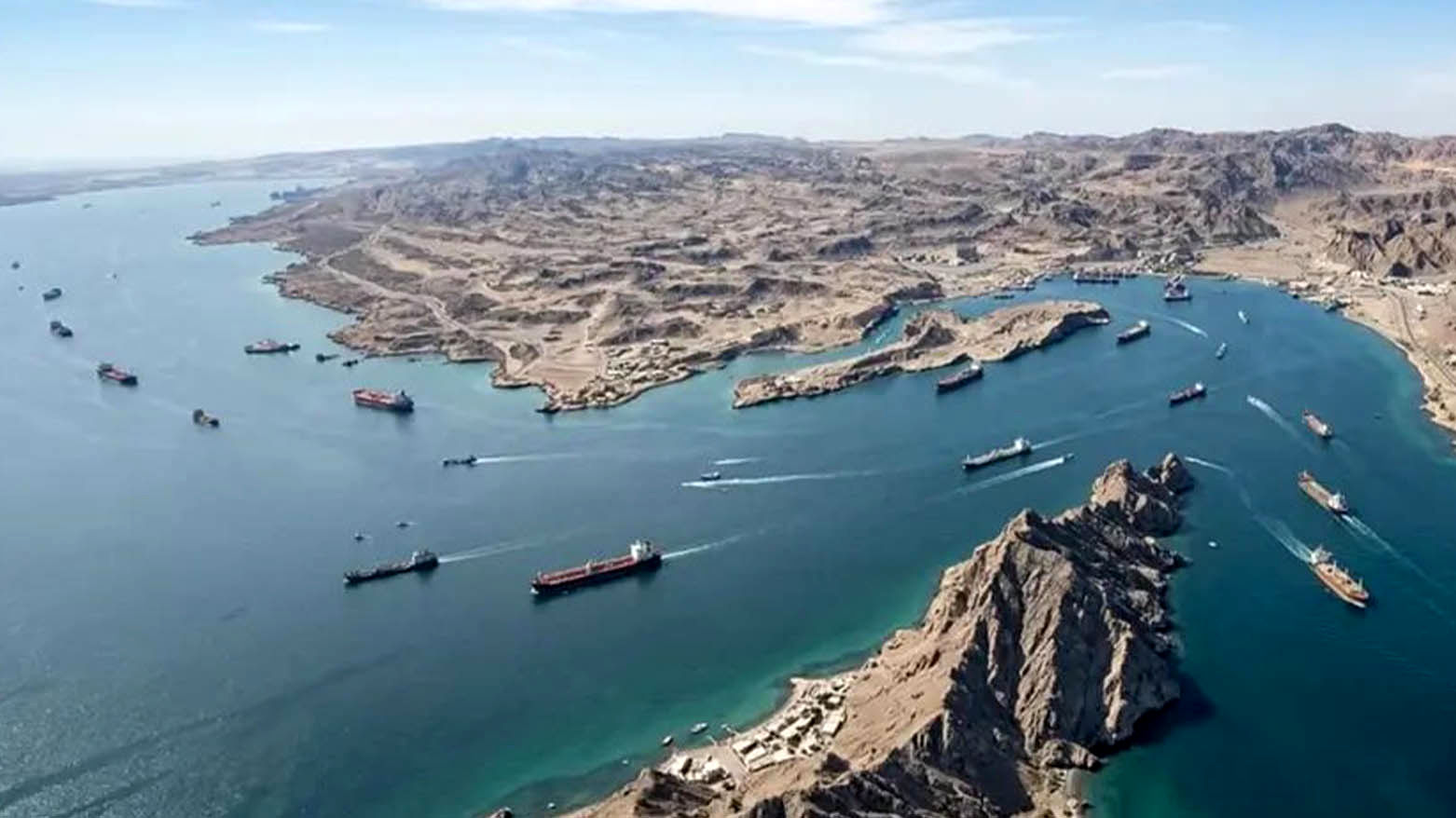 جهان در محاصره تنگه‌ها؛ از هرمز تا تایوان، نبرد اصلی قدرت‌ها به قلب تجارت جهانی رسیده است