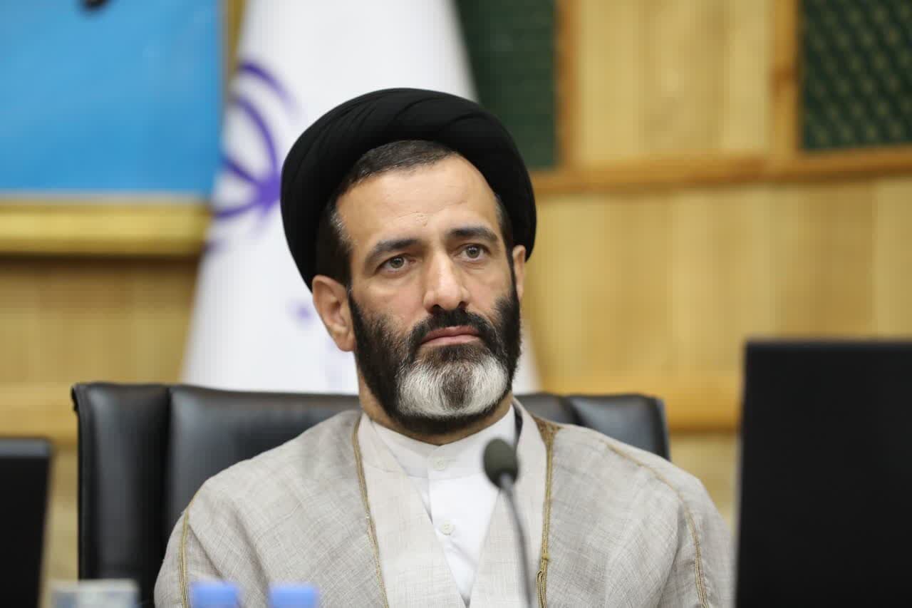 حسینی‌کیا: کاهش تولید عامل اصلی گرانی خودرو است؛ حمایت ویژه از صنایع در شرایط جنگی آغاز شد