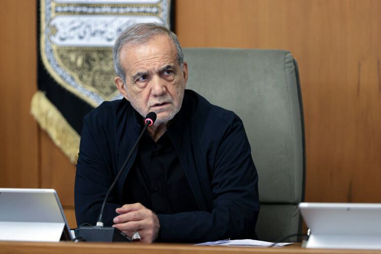 پزشکیان: صداوسیما آنچه در کشور می‌گذرد را درست روایت نمی‌کند