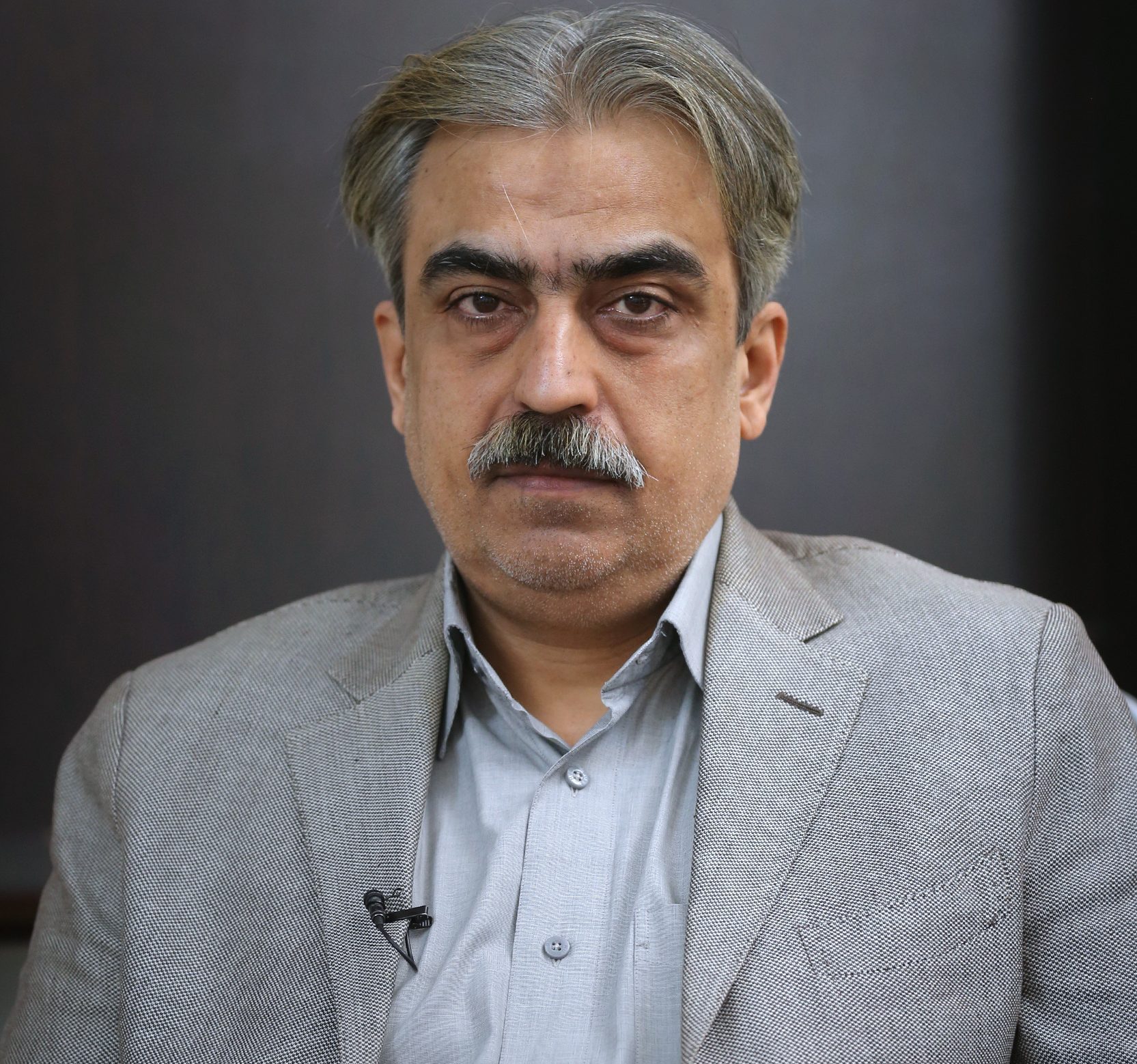 خوش‌چشم: امثال عادل فردوسی‌پور سرباز آمریکا و اسرائیل هستند