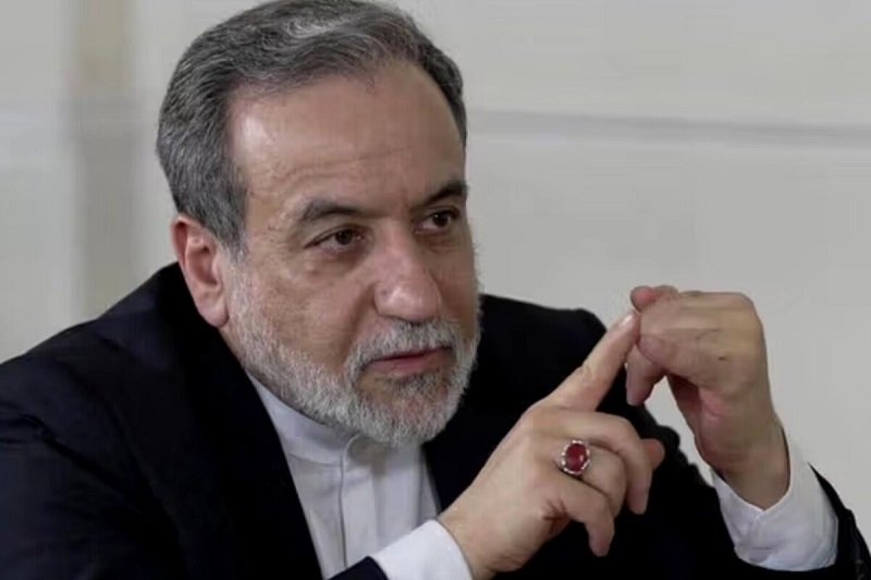 عراقچی: حمله به بیروت می‌تواند جنگ را دوباره شعله‌ور کند