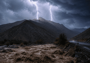 آماده‌باش در آذربایجان‌شرقی برای مقابله با سیلاب؛ از حاشیه رودخانه‌ها فاصله بگیرید