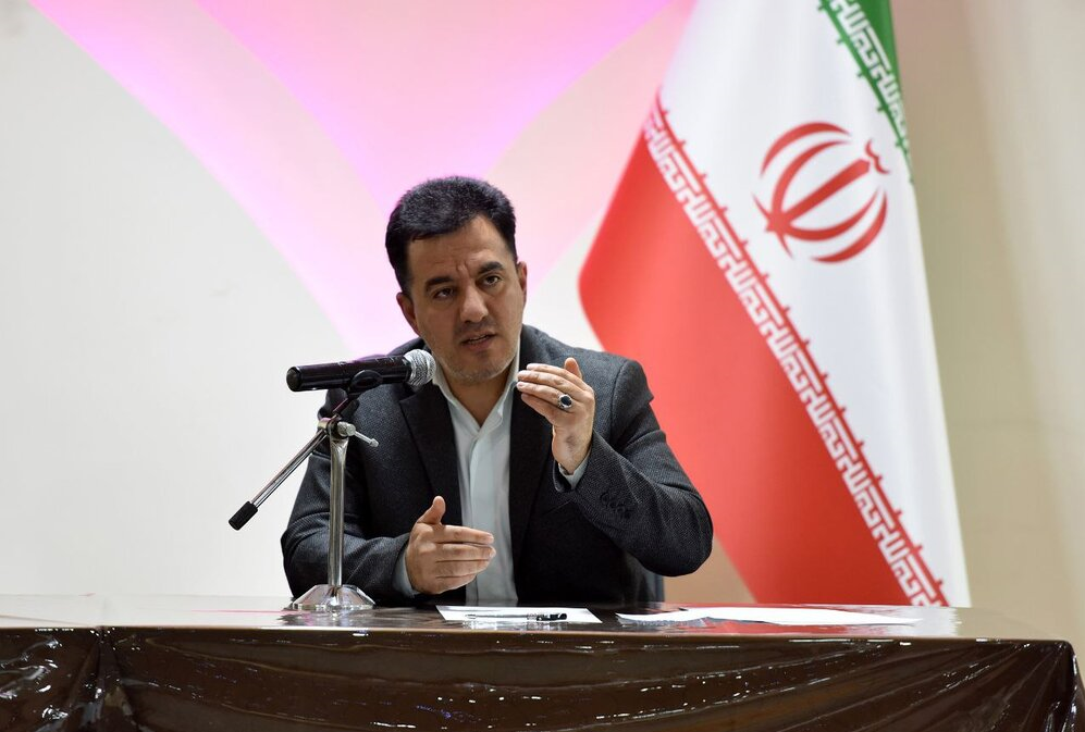 حکم انفصال ۶ ماهه یعقوب هوشیار ابلاغ شد