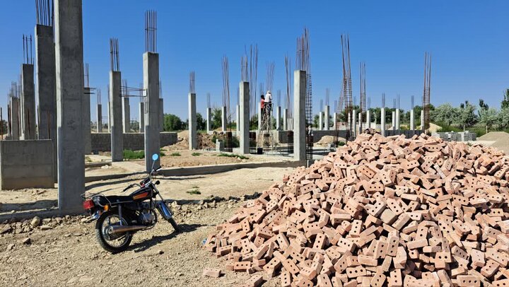 میاندوآب ۵۰ هکتار زمین برای نهضت ملی مسکن آماده کرد