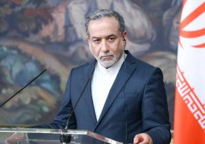 مدیریت تنگه هرمز با ایران است
