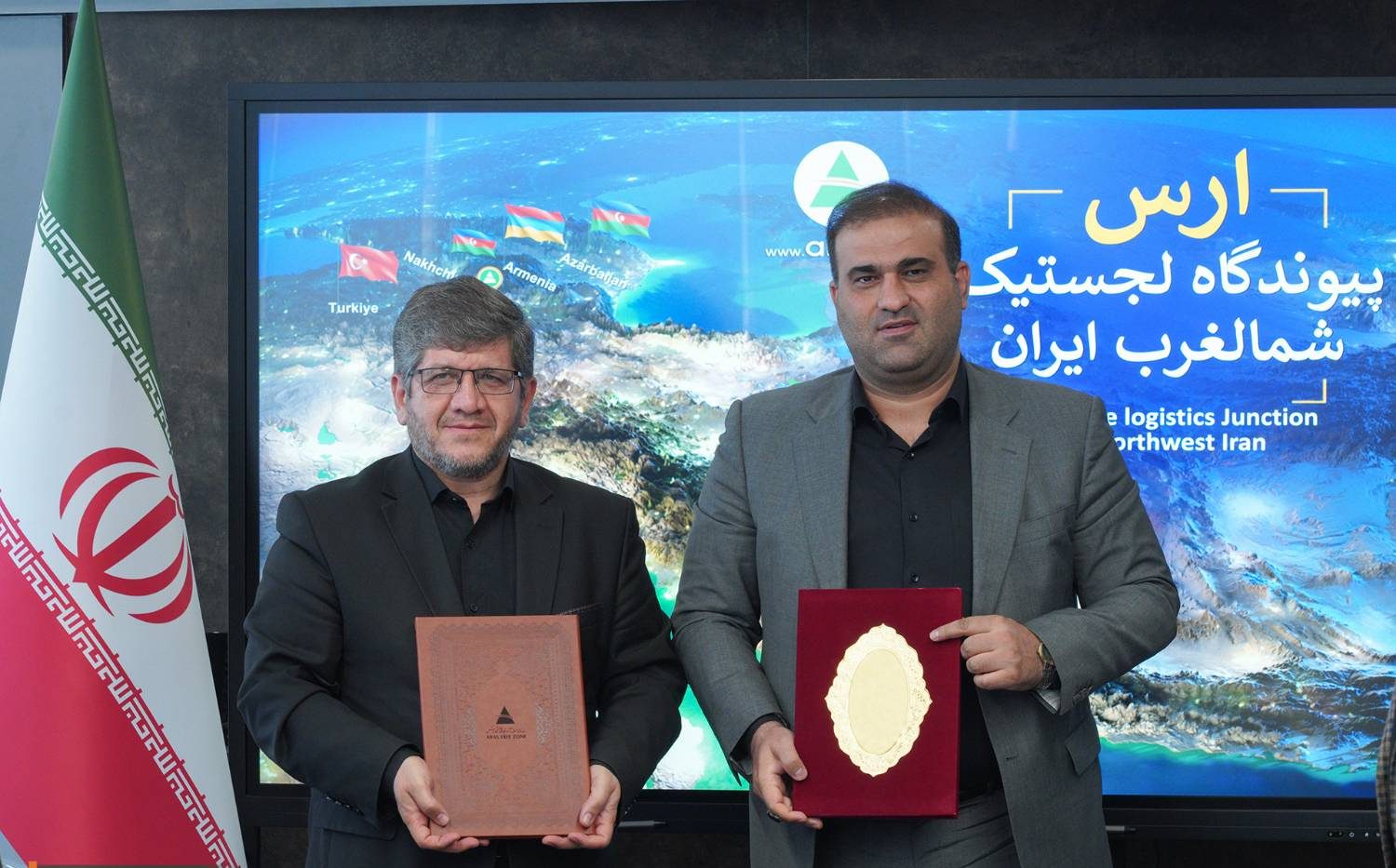 منطقه آزاد ارس و راه‌ آهن کشور برای تبدیل جلفا به هاب ترانزیتی و لجستیکی تفاهم کردند