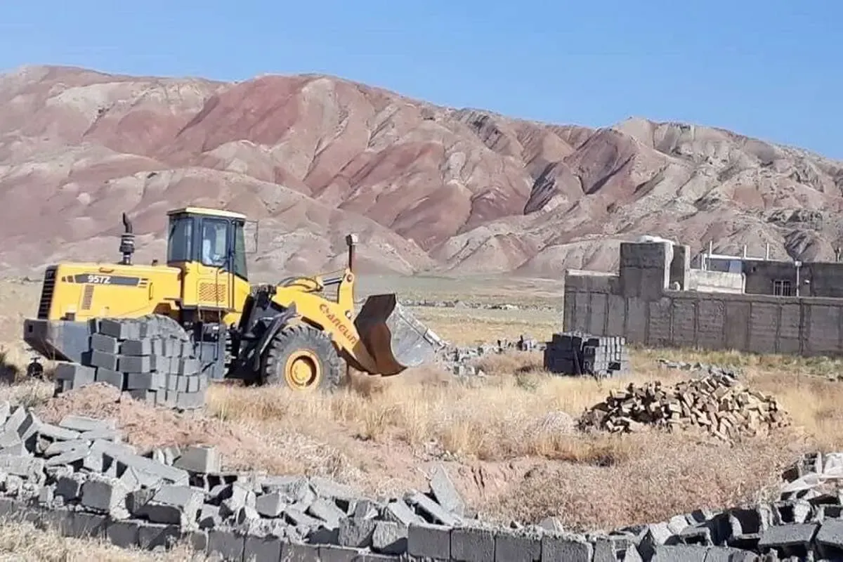 زمین‌خواری سازمان‌یافته در غرب تهران کشف شد