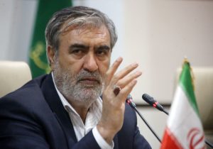 عزیزی: طرح مدیریت تنگه هرمز می‌تواند هم‌تراز ملی شدن صنعت نفت باشد