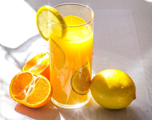 یک لیوان ویتامین C مغز شما را از آلزایمر دور نگه می‌دارد
