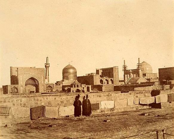 تصویری تاریخی از حرم امام رضا(ع) در دوران قاجار