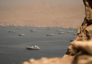 به کشتی متخلف شلیک اخطار کردیم؛ تنگه هرمز بسته شد