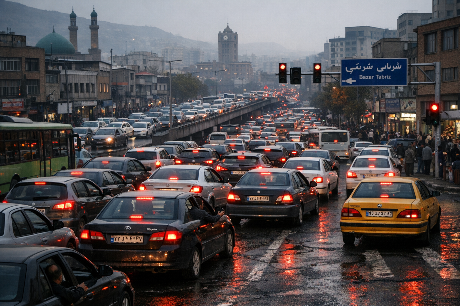 تبریز در حصار ترافیک؛ گلوگاه‌های شهری از مدیریت بحران در بحران رنج می‌برند