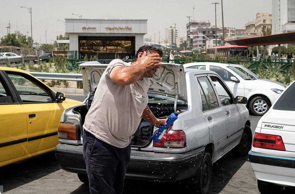 هوای آذربایجان‌غربی همچنان داغ؛ رگبارهای پراکنده در راه شمال استان