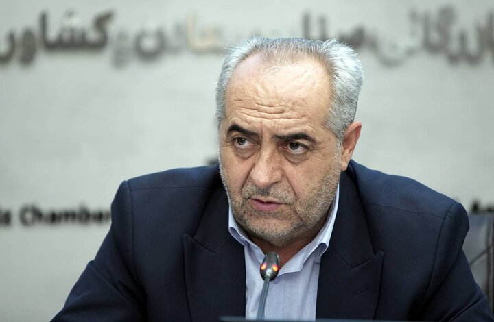 سرمست: قطع برق شهرک‌های صنعتی بیش از یک روز در هفته پذیرفتنی نیست