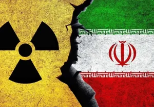 کیهان از دولت خواست پرونده تفاهم را ببندد و توان هسته‌ای را فعال کند