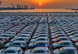 برنامه ورود ۷۵ هزار خودرو به کشور