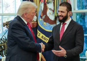 ترامپ: جولانی کار حزب‌الله را بهتر از اسرائیل یکسره خواهد کرد!